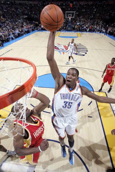 库库：战埃弗顿是本赛季最重要比赛之一；希望霍尔发挥别太好（库库：与埃弗顿一役至关重要；希望霍尔别太出彩）