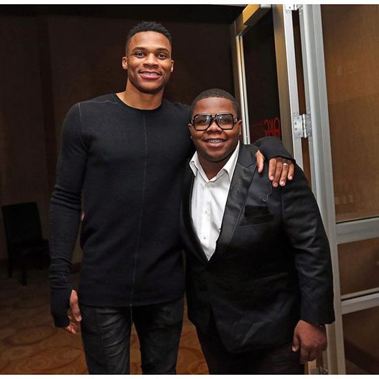 正义必胜：老八小真激辩梅西，小王老真翻案巴萨（正义当先：老八小真激辩梅西，小王老真为巴萨正名）