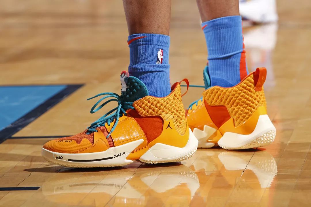 东体：中超在亚冠弱势已不可忍，赛制、外援接轨应拿出诚意（东体：中超亚冠疲软难以为继，赛制与外援政策接轨需拿出诚意）