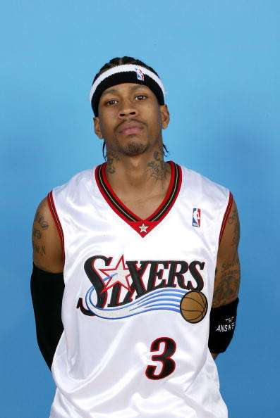 17岁290天，卡尔成为欧冠历史连续3场进球最年轻的球员（17岁290天，卡尔创欧冠最年轻连续三场破门纪录）