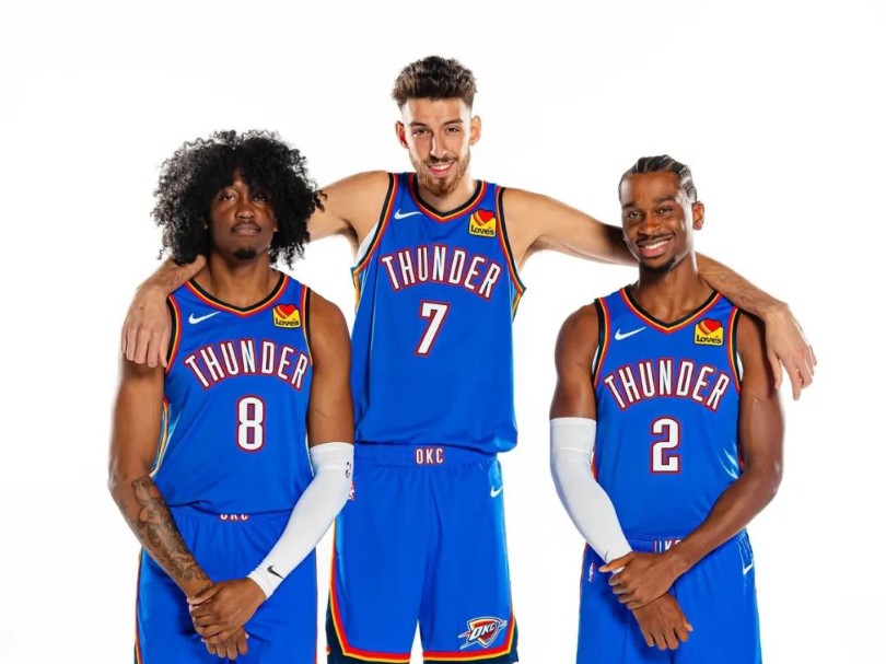 贾昊的赛场表现：敢打敢拼，勇夺佳绩（贾昊赛场风采：敢战善拼，斩获佳绩）