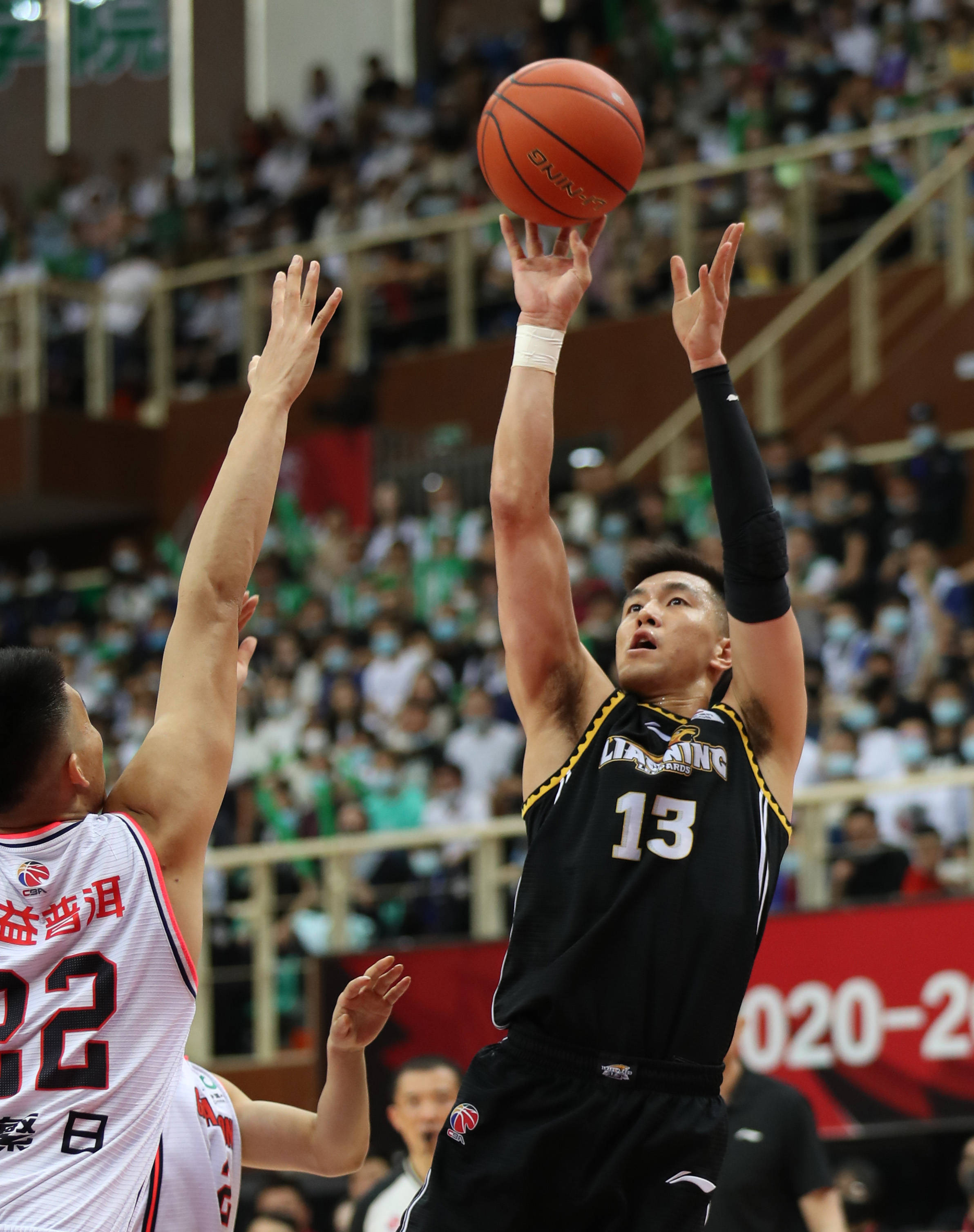 给力新援，加布里埃尔租借加盟海港，贡献11球5助攻（海港租借签下加布里埃尔，11球5助攻展现成色）