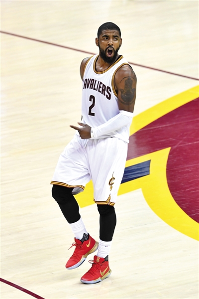 卡莱尔将卸任NBA教练协会主席职位，比克斯塔夫成为继任者（卡莱尔将辞去NBA教练协会主席一职，比克斯塔夫接任）