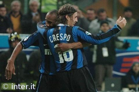 离谱！因内裤颜色与裁判发生争吵，印度球队果阿队长赛前染红（因内裤颜色与裁判争执，印度果阿队长赛前吃到红牌）