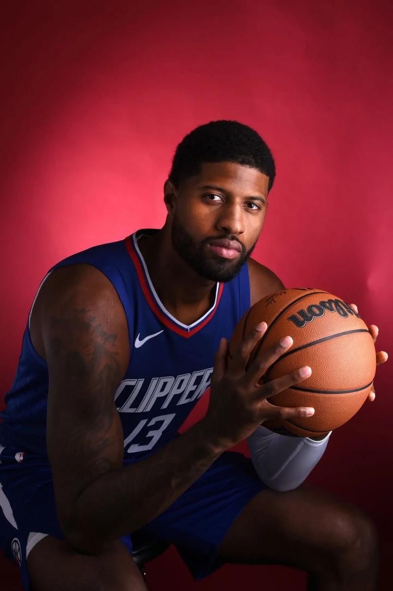 比利亚雷亚尔vs赫塔费：阿约塞-佩雷斯、帕雷霍首发，马约拉尔、马里奥-马丁出战（比利亚雷亚尔迎战赫塔费：阿约塞-佩雷斯、帕雷霍首发；马约拉尔、马里奥-马丁登场）