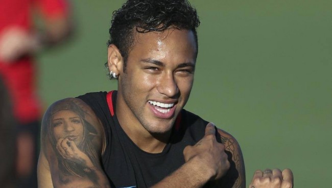 舍甫琴科：我热爱圣西罗，收购它对米兰和意大利足球都很重要（舍甫琴科：我钟情圣西罗，买下它对米兰与意大利足球至关重要）