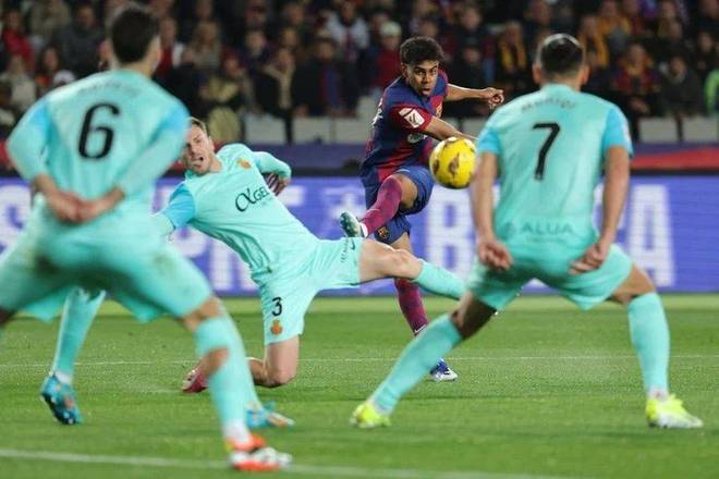 火箭两大角色球员发力，史密斯攻防全面提升，亚当斯篮板稳如磐石（火箭两员悍将齐爆发：史密斯攻防进阶，亚当斯篮板稳如泰山）